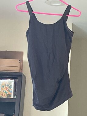 feathers Black Slim Scoop Neck Camisole